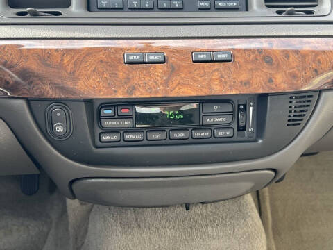 2010 Mercury Grand Marquis LS