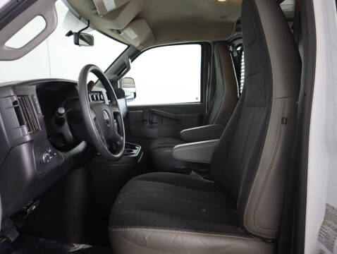 2020 GMC Savana 2500