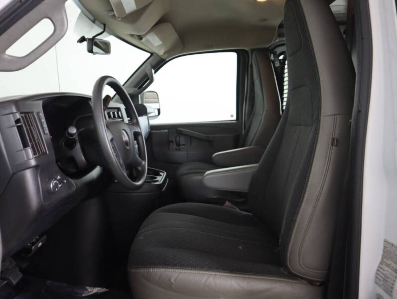 2020 GMC Savana 2500