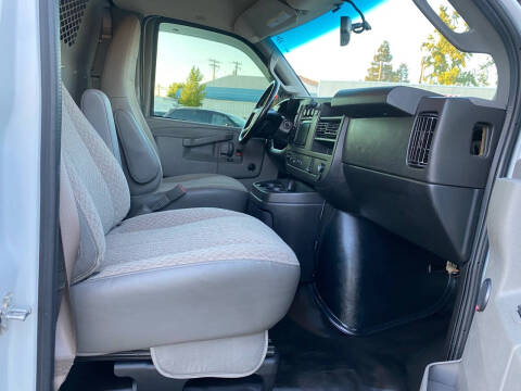 2019 Chevrolet Express 2500