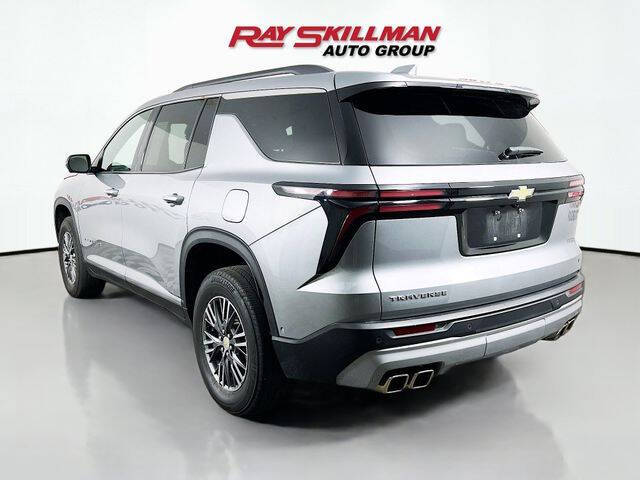 2024 Chevrolet Traverse LT