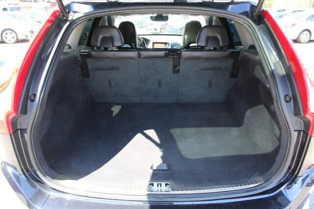 2017 Volvo XC60 T5 Dynamic