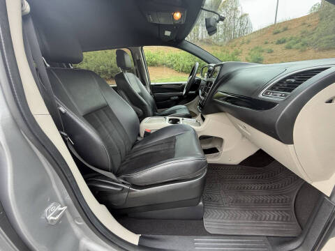 2017 Dodge Grand Caravan SXT