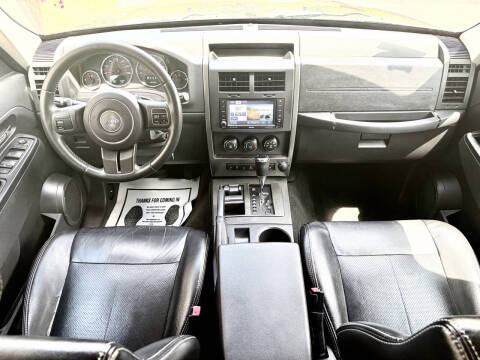 2011 Jeep Liberty Sport Jet