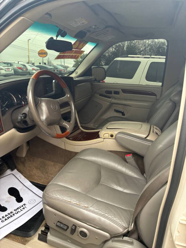 2002 Cadillac Escalade