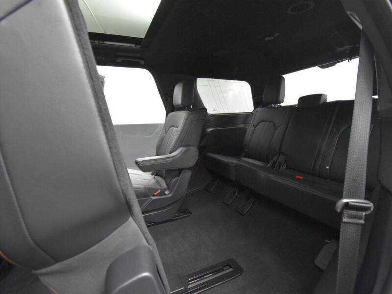 2024 Ford Expedition Platinum