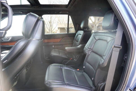 2019 Lincoln Navigator Select