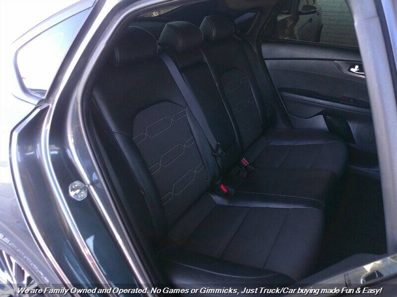 2022 Kia Forte GT Line