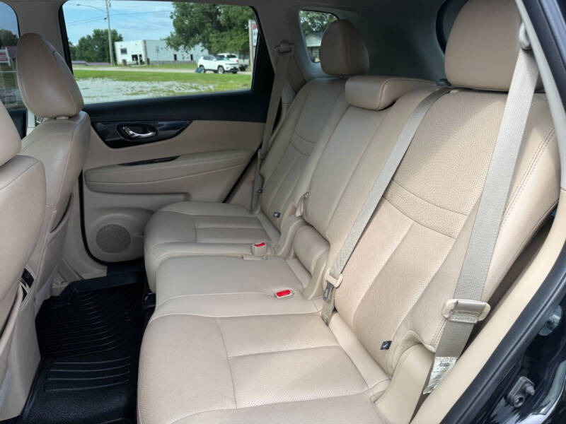 2017 Nissan Rogue SL