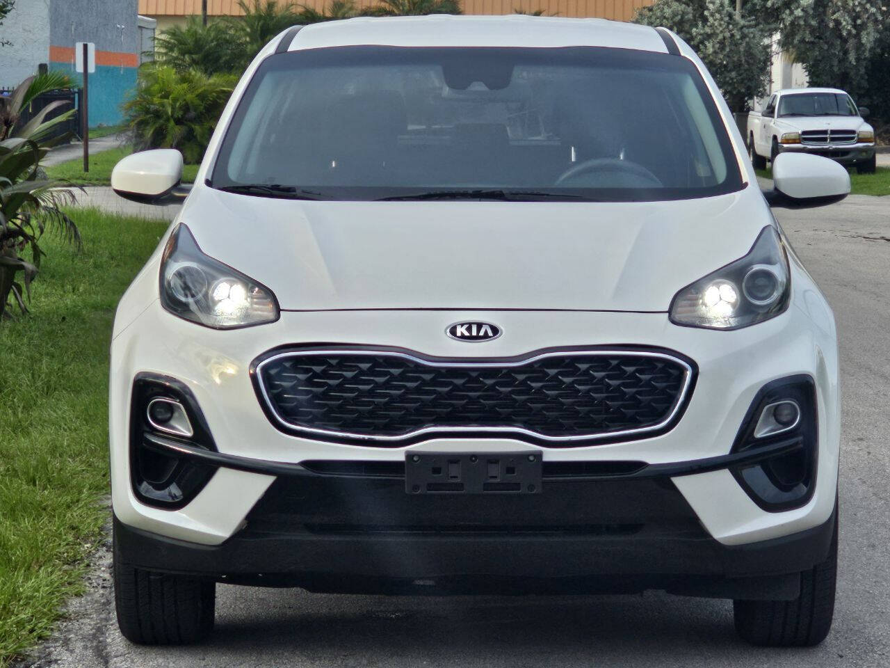 2022 KIA Sportage SUV / Crossover - $18,010