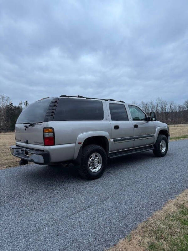 2004 Chevrolet Suburban
