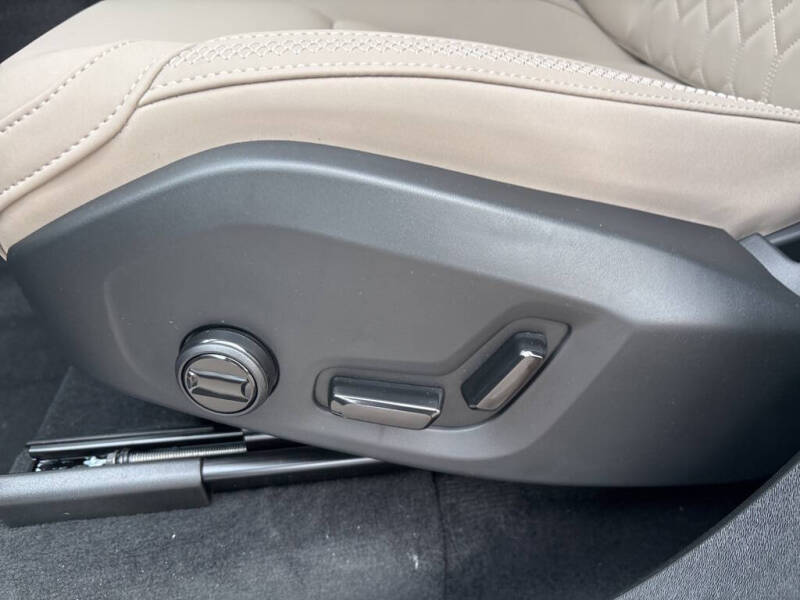 2026 Volvo XC90 B6 Plus 7P