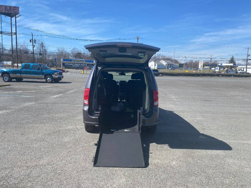 2019 Dodge Grand Caravan for sale at GL Auto Sales LLC in Wrightstown NJ