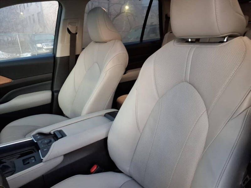 2024 Toyota Grand Highlander Hybrid Limited