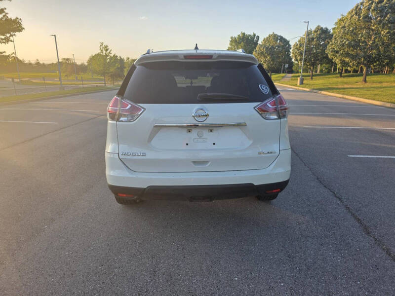 2016 Nissan Rogue SL