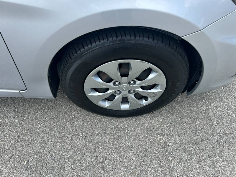 2017 Hyundai Accent SE