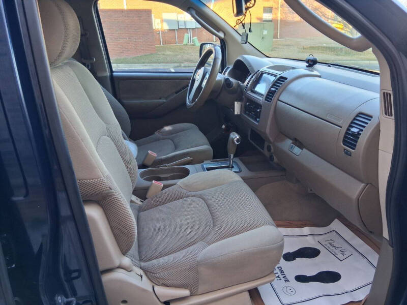 2007 Nissan Frontier LE