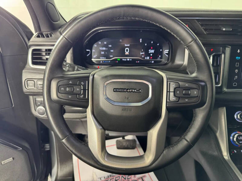 2023 GMC Yukon XL Denali
