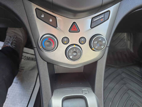 2016 Chevrolet Sonic LS Auto