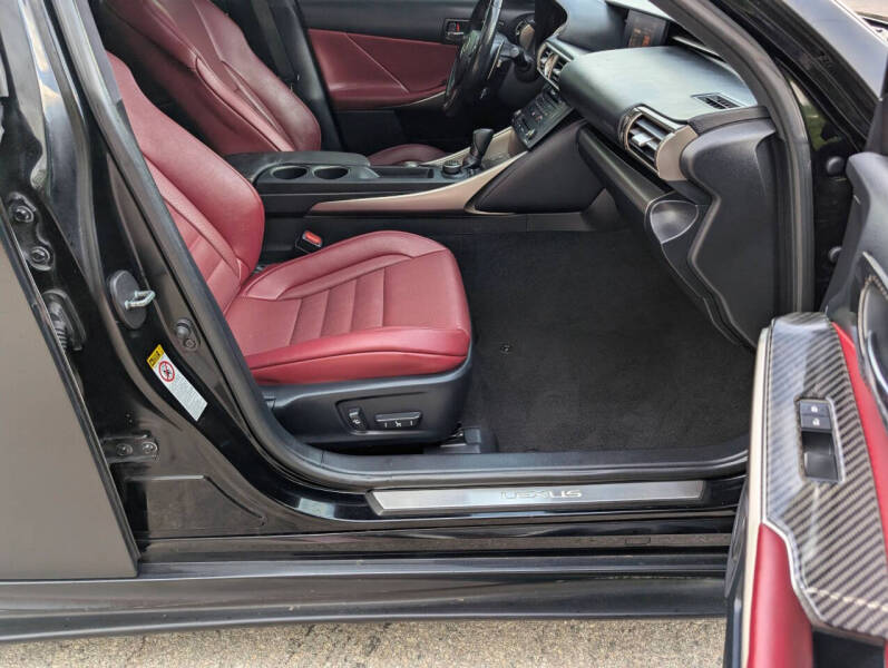 2016 Lexus IS 300
