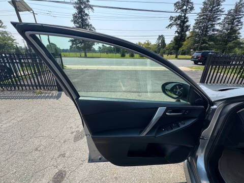 2010 Mazda MAZDA3 s Grand Touring