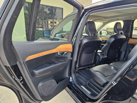 2025 Volvo XC90 B6 Plus Bright Theme 7P