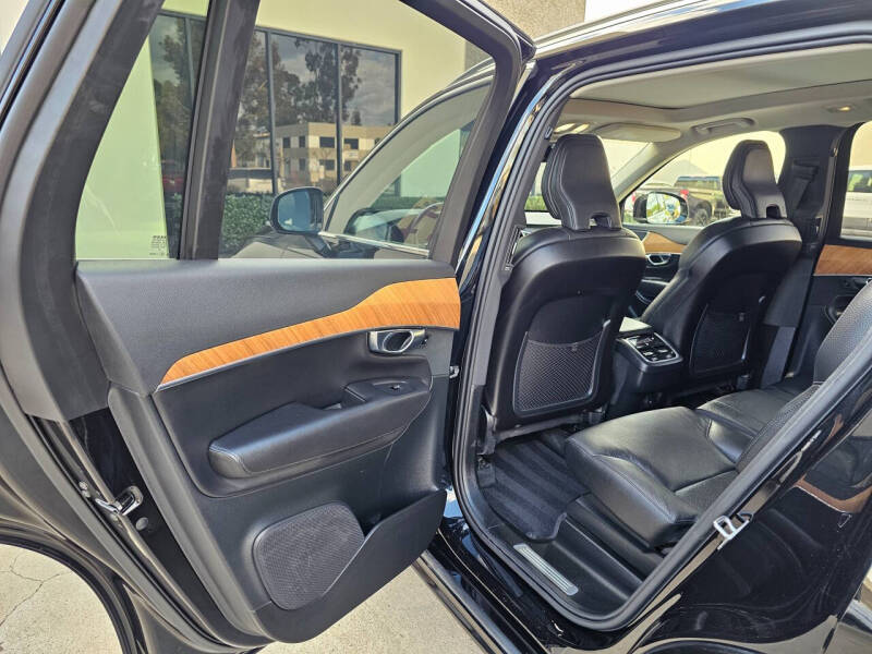 2025 Volvo XC90 B6 Plus Bright Theme 7P