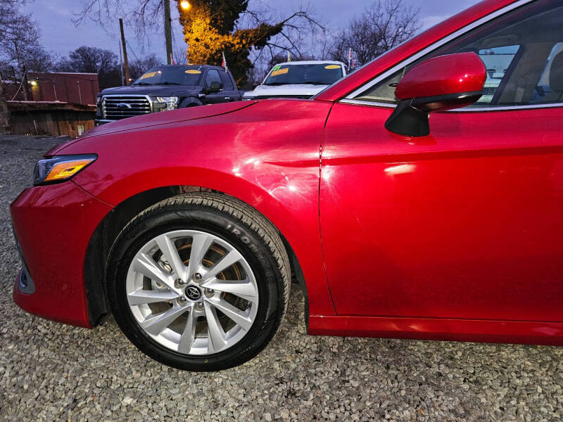 2024 Toyota Camry LE