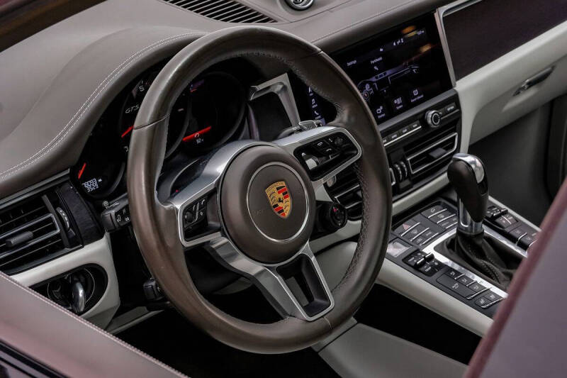 2021 Porsche Macan GTS
