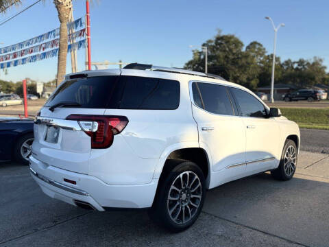 2022 GMC Acadia Denali