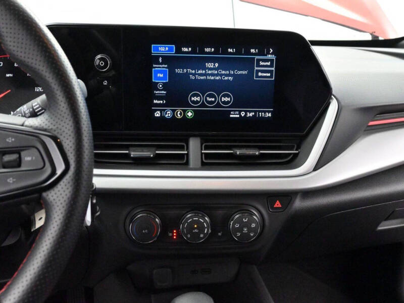 2024 Chevrolet Trax RS