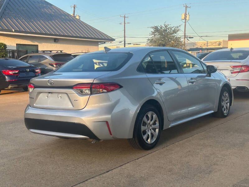 2022 Toyota Corolla LE
