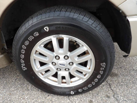 2011 Ford Expedition XLT