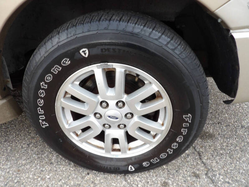 2011 Ford Expedition XLT