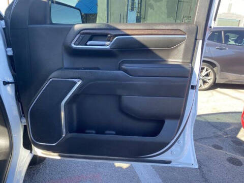 2022 GMC Sierra 1500 Elevation Standard