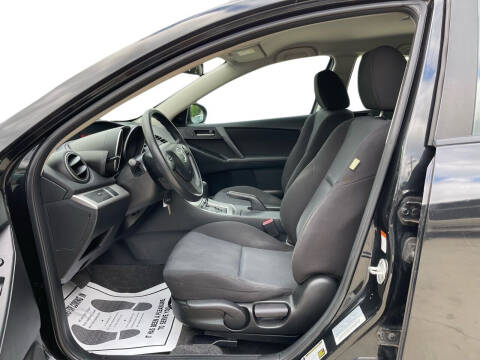 2011 Mazda MAZDA3 i Touring