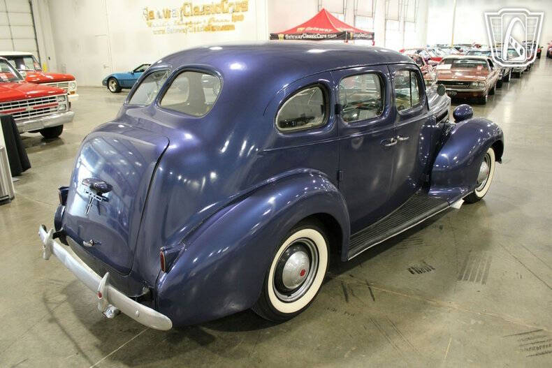 1939 Packard Six