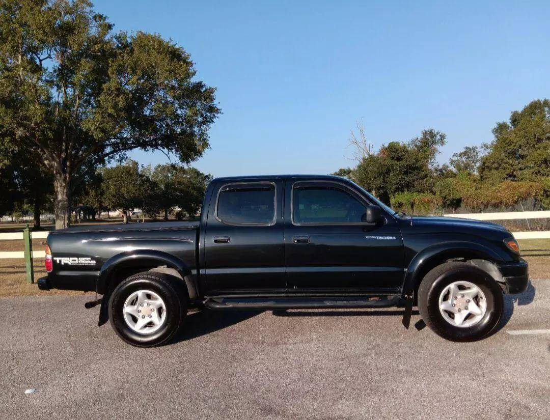 2004 Toyota Tacoma for sale at AUTOPLUG 360 in Stafford, TX