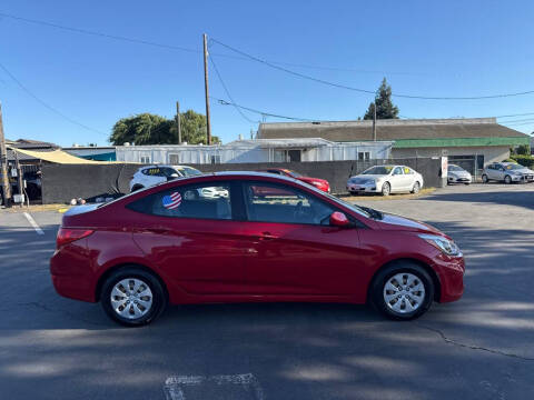 2015 Hyundai Accent GLS