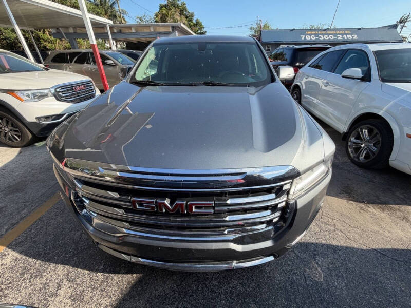 2020 GMC Acadia SLE