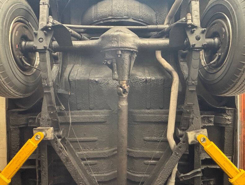 1950 Packard Custom 8 Victoria