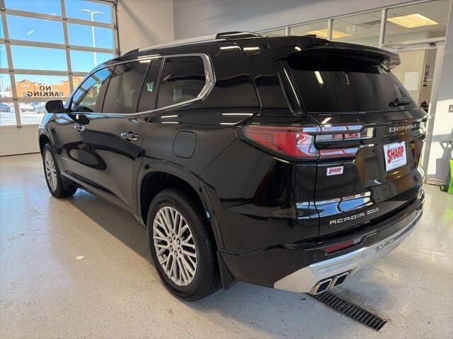 2025 GMC Acadia Denali