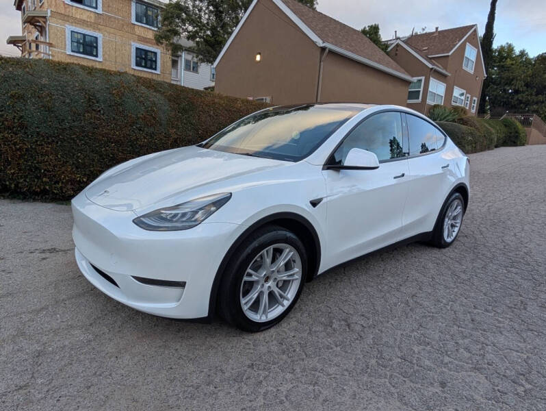 2023 Tesla Model Y Long Range