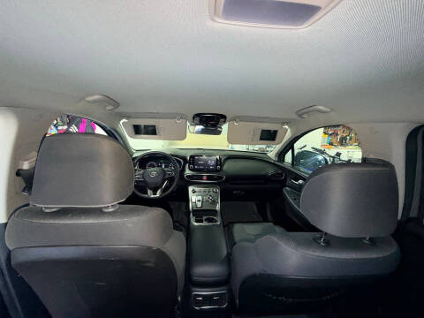 2021 Hyundai Santa Fe SE