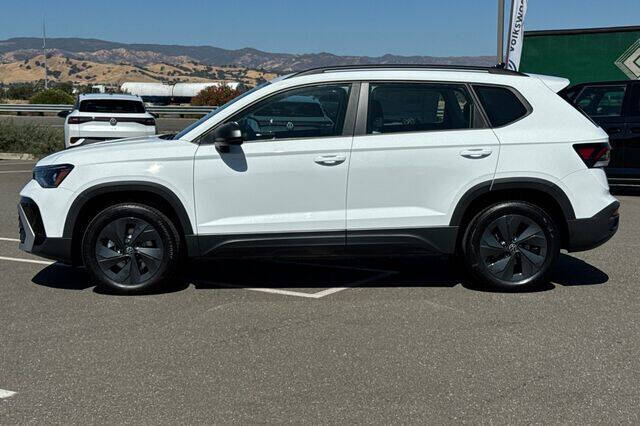 2025 Volkswagen Taos S