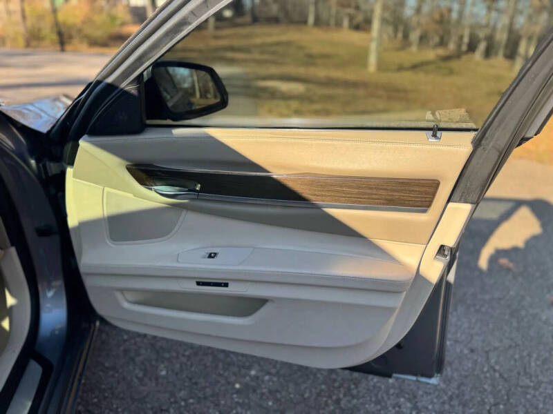 2013 BMW 7 Series 740Li xDrive