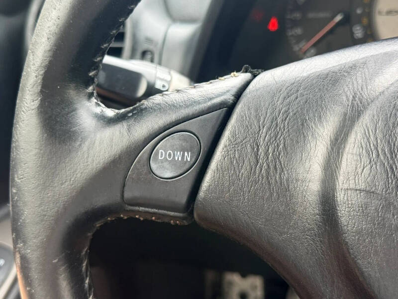 2002 Lexus IS 300