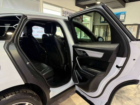 2021 Jaguar F-PACE P400 R-Dynamic S