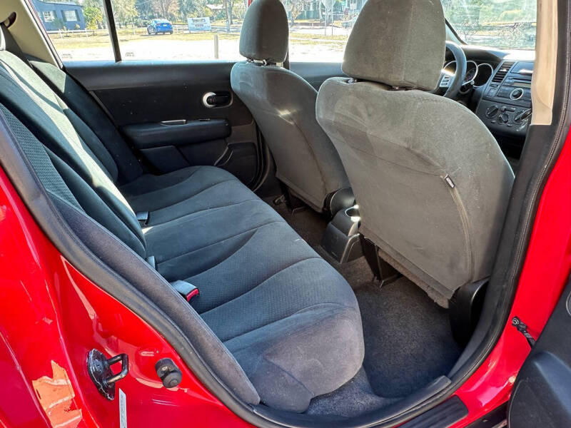 2012 Nissan Versa 1.8 S