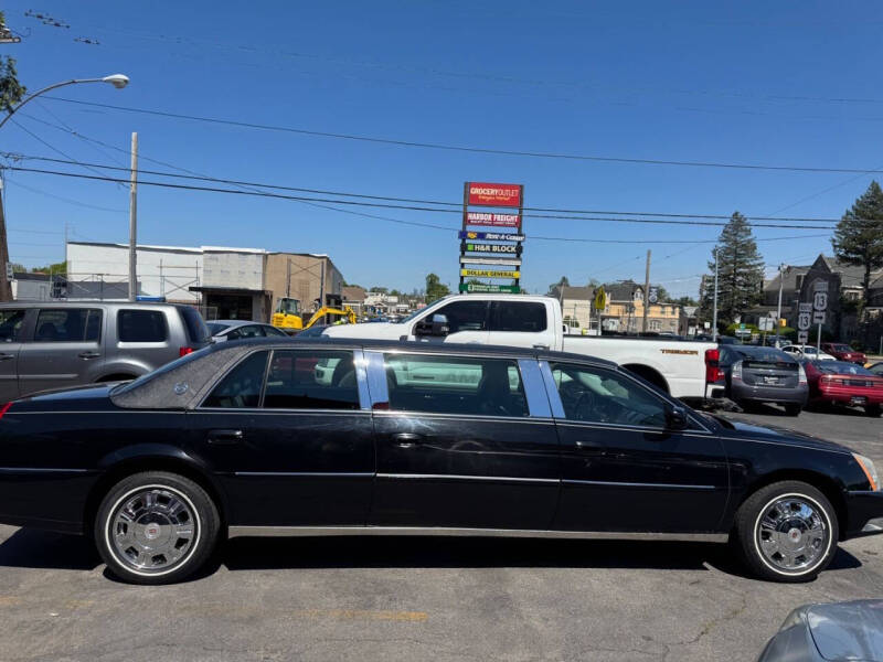 2011 Cadillac DTS Pro Coachbuilder Limo